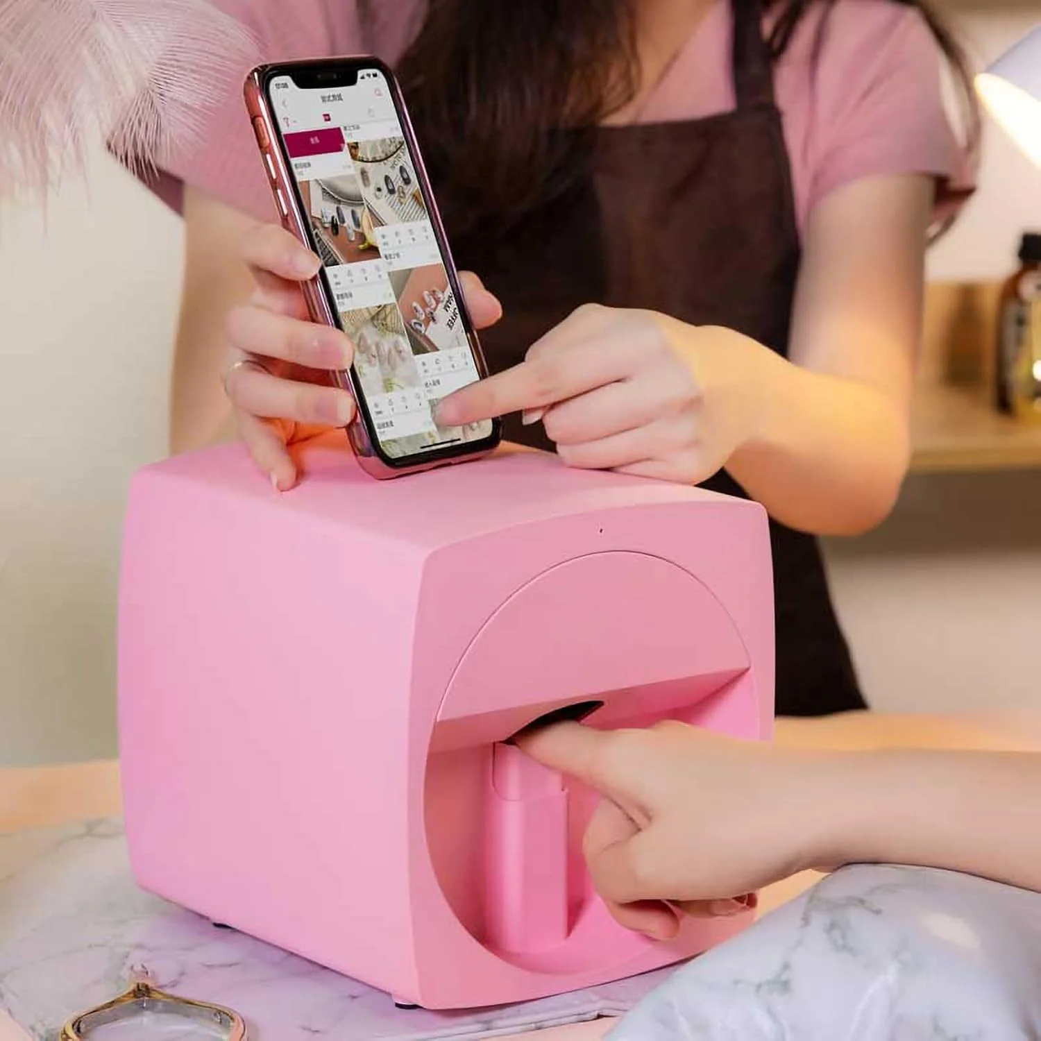 دستگاه چاپ ناخن چند منظوره قابل حمل، چاپگر دیجیتال موبایل طراحی ناخن، کنترل تلفن سیگنال وای فای بی سیم برای طراحی سالن هنر ناخن، مشکی