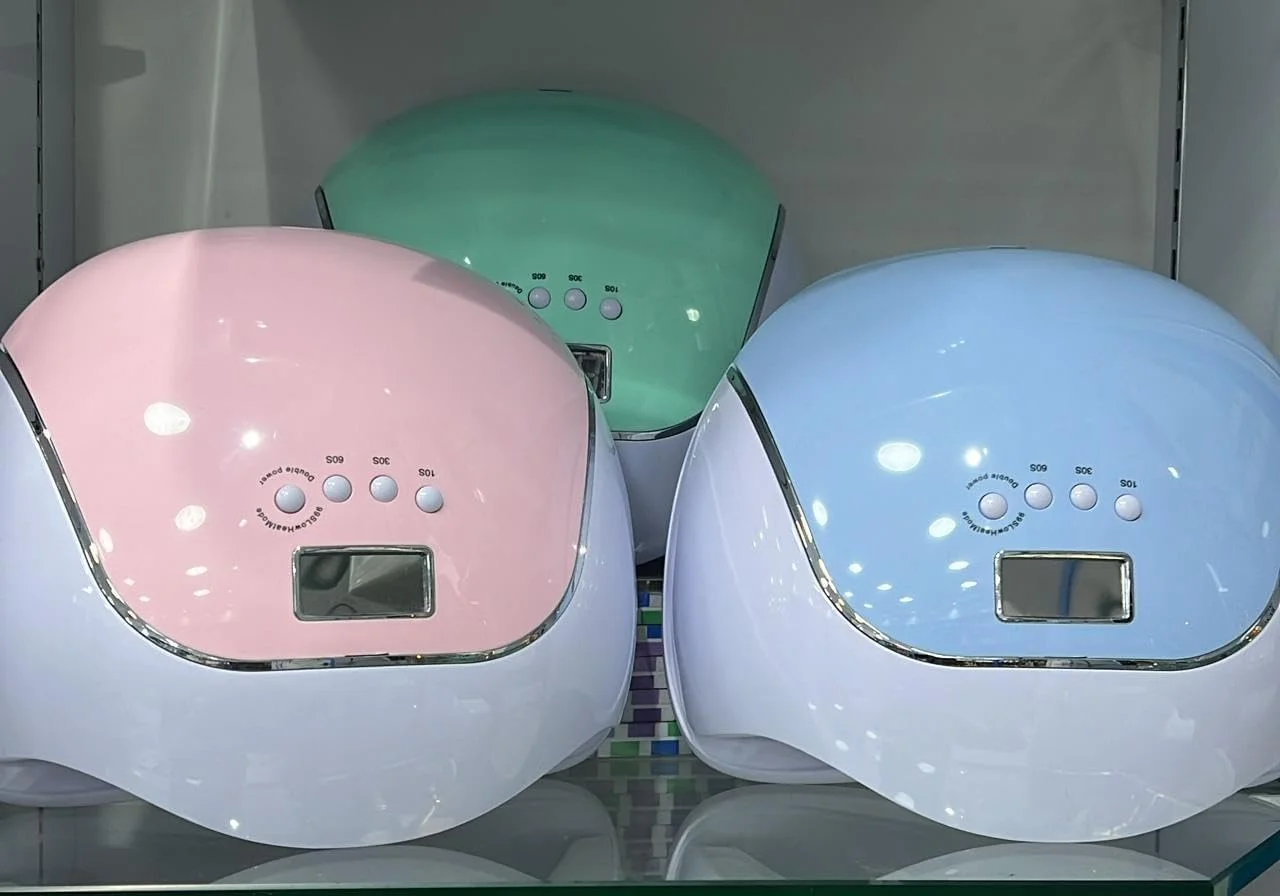 دستگاه خشک کن لاک ناخن با نور UV، دستگاه خشک کن ناخن و دستگاه خشک کن رنگ ناخن. لامپ مانیکور حرفه ای برای لاک، خشک کردن و پدیکور. مناسب برای استفاده در سالن یا خانه (آبی)