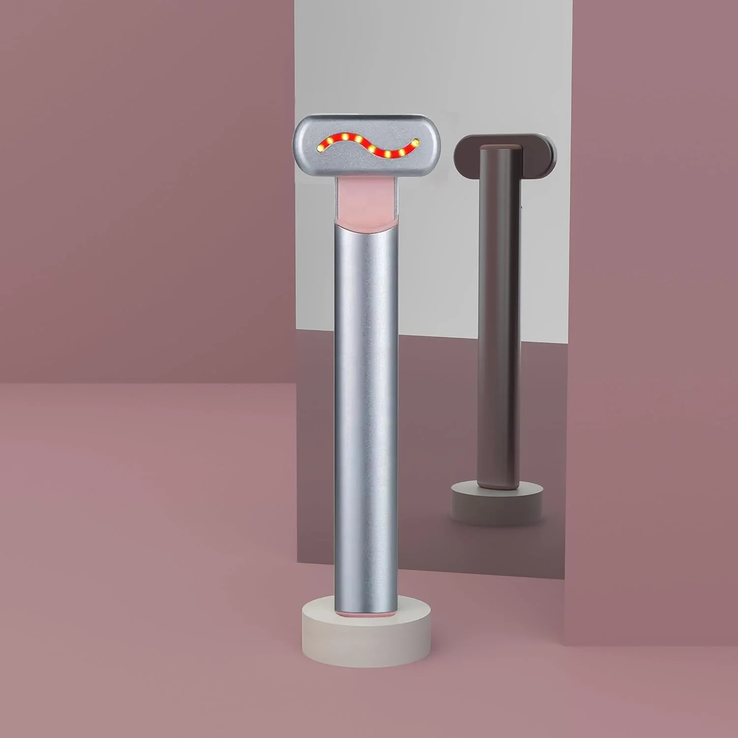 دستگاه لیفتینگ صورت با نور قرمز Bagmotic برای مراقبت از پوست در خانه | نور مادون قرمز LED برای لیفت پوست، ماساژ صورت و چشم، کاهش چین و چروک و جوانسازی پوست (نقره ای)