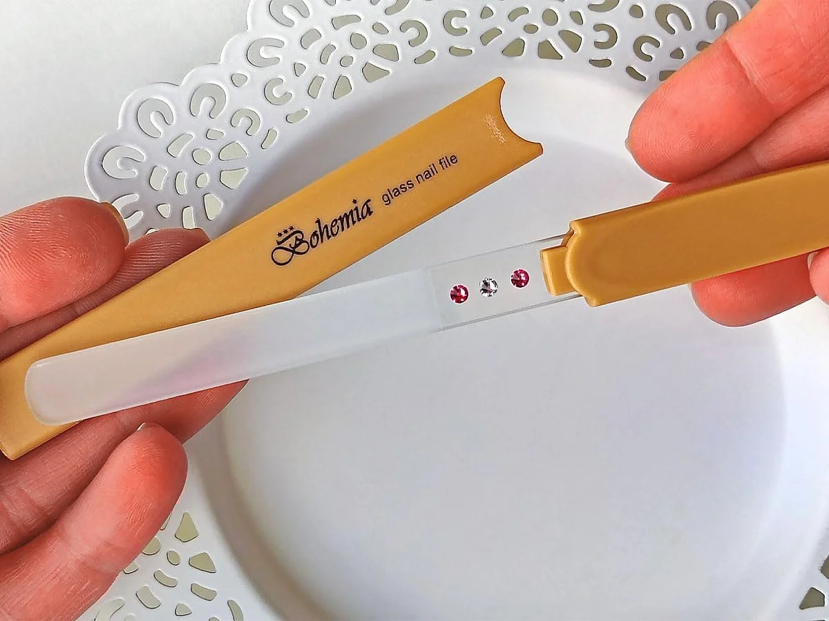 سوهان ناخن شیشه ای چکی بوهیمیا مدل SCARA BEADS GET INSPIRED 1 p سایز متوسط سخت-SW، 140/2 میلی متر، صورتی