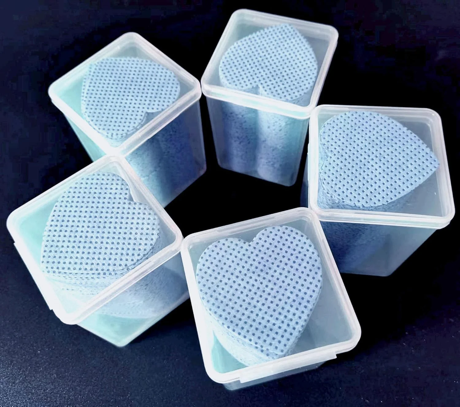 پد های تمیز کننده لاک ناخن بدون پرز 1000 عددی، پد های تمیز کننده چسب اکستنشن مژه جاذب برای اکستنشن مژه و لاک ژل، پد های یکبار مصرف ناخن بدون پرز برای پوست های حساس، آبی