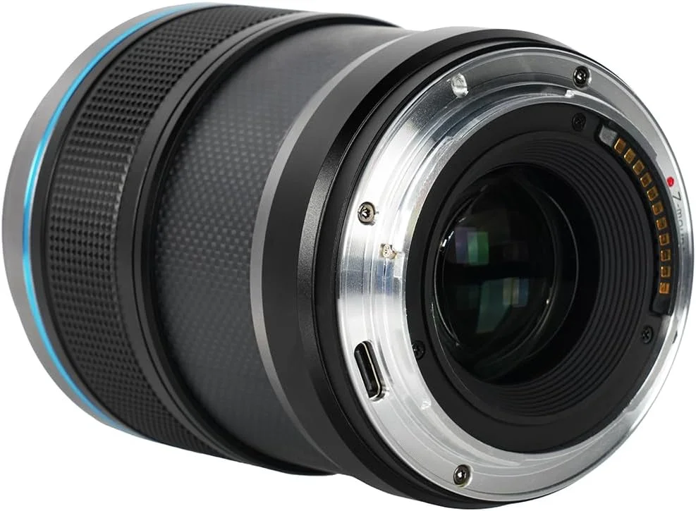 لنز فوکوس خودکار Sirui Sniper 56mm f/1.2 (مانت Z، مشکی) لنز فوکوس خودکار Sirui Sniper 56mm f/1.2 (مانت Z، مشکی)