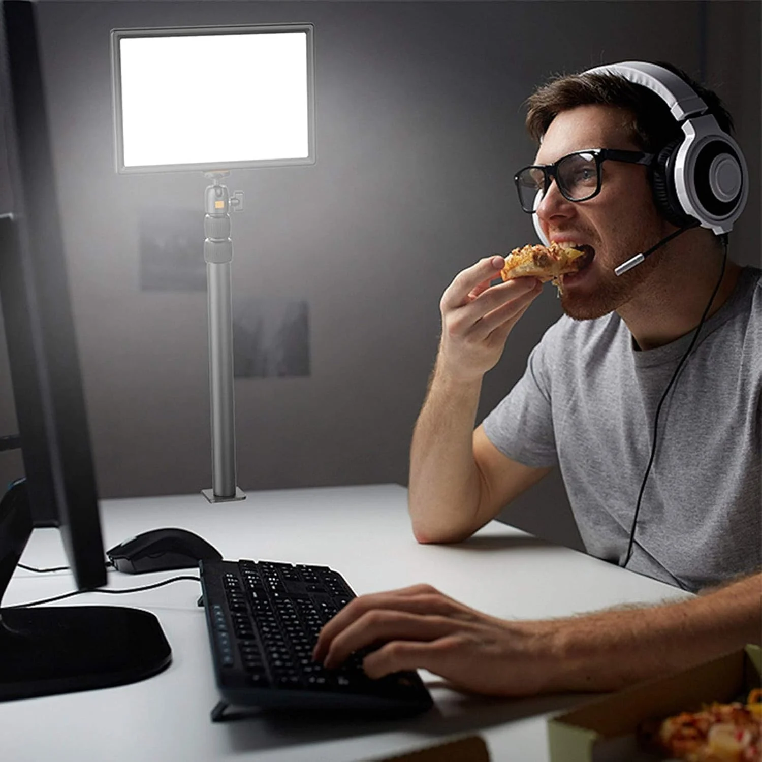 پایه نور رومیزی LS01، پایه نگهدارنده نور با گیره رومیزی و سر توپی چرخان 360 درجه و نگهدارنده جمع شونده