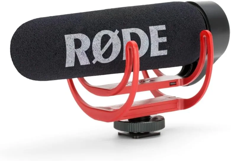 میکروفون دوربین سبک وزن Rode Videomic Go با لرزه گیر Rycote یکپارچه، چند رنگ