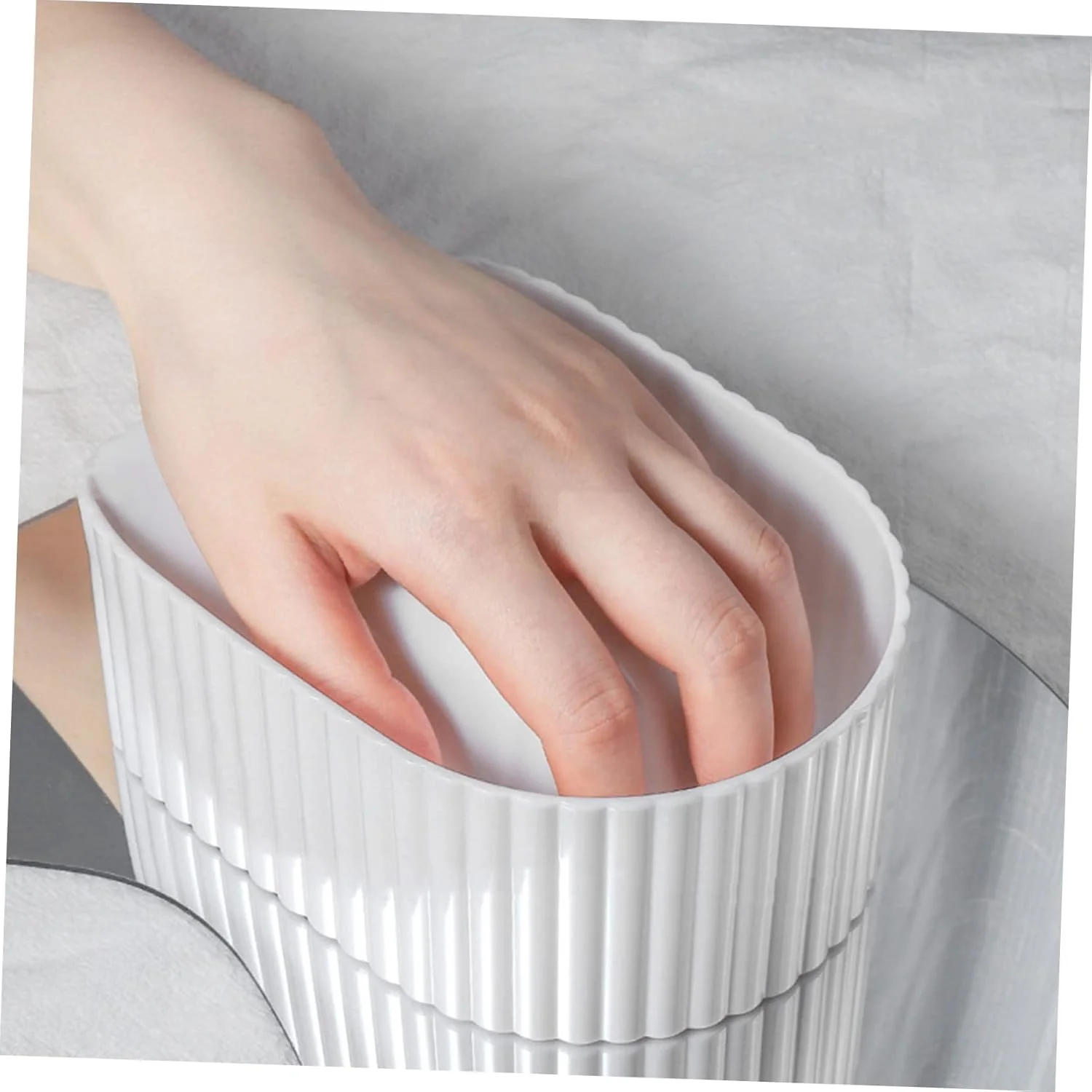 کاسه خیساندن دست مانیکور میکینونا، کاسه اسپا دست، کاسه طراحی ناخن، سینی خیساندن ناخن، ابزار ناخن ژل شفاف، کاسه های شستشوی مانیکور، کاسه دست مانیکور، لوازم اکریلیک سفید به سبک ژاپنی کاسه خیساندن دست مانیکور میکینونا، کاسه اسپا دست، کاسه طراحی ناخن، سینی خیساندن ناخن، ابزار ناخن ژل شفاف، کاسه های شستشوی مانیکور، کاسه دست مانیکور، لوازم اکریلیک سفید به سبک ژاپنی