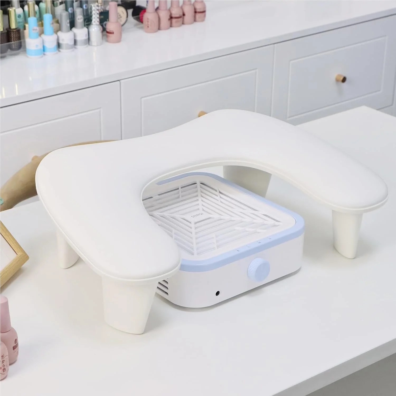 بالشتک استراحت دست ناخن سفید، بالشتک پروانه ای برای ناخن، بالش مانیکور نرم و ضد لغزش از جنس چرم میکروفیبر، میز پایه دست برای تکنسین ناخن مناسب برای سالن طراحی ناخن بالشتک استراحت دست ناخن سفید، بالشتک پروانه ای برای ناخن، بالش مانیکور نرم و ضد لغزش از جنس چرم میکروفیبر، میز پایه دست برای تکنسین ناخن مناسب برای سالن طراحی ناخن