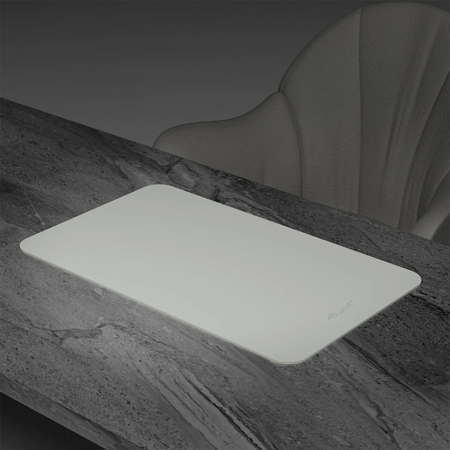 زیرانداز میز طراحی ناخن 4BLANC® (بژ کرم) زیرانداز میز طراحی ناخن 4BLANC® (بژ کرم)