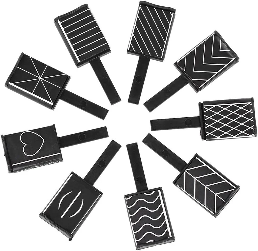 ست ۱۳ عددی آهنربایی سه بعدی طراحی ناخن با قلم مخصوص برای لاک ژل یو وی