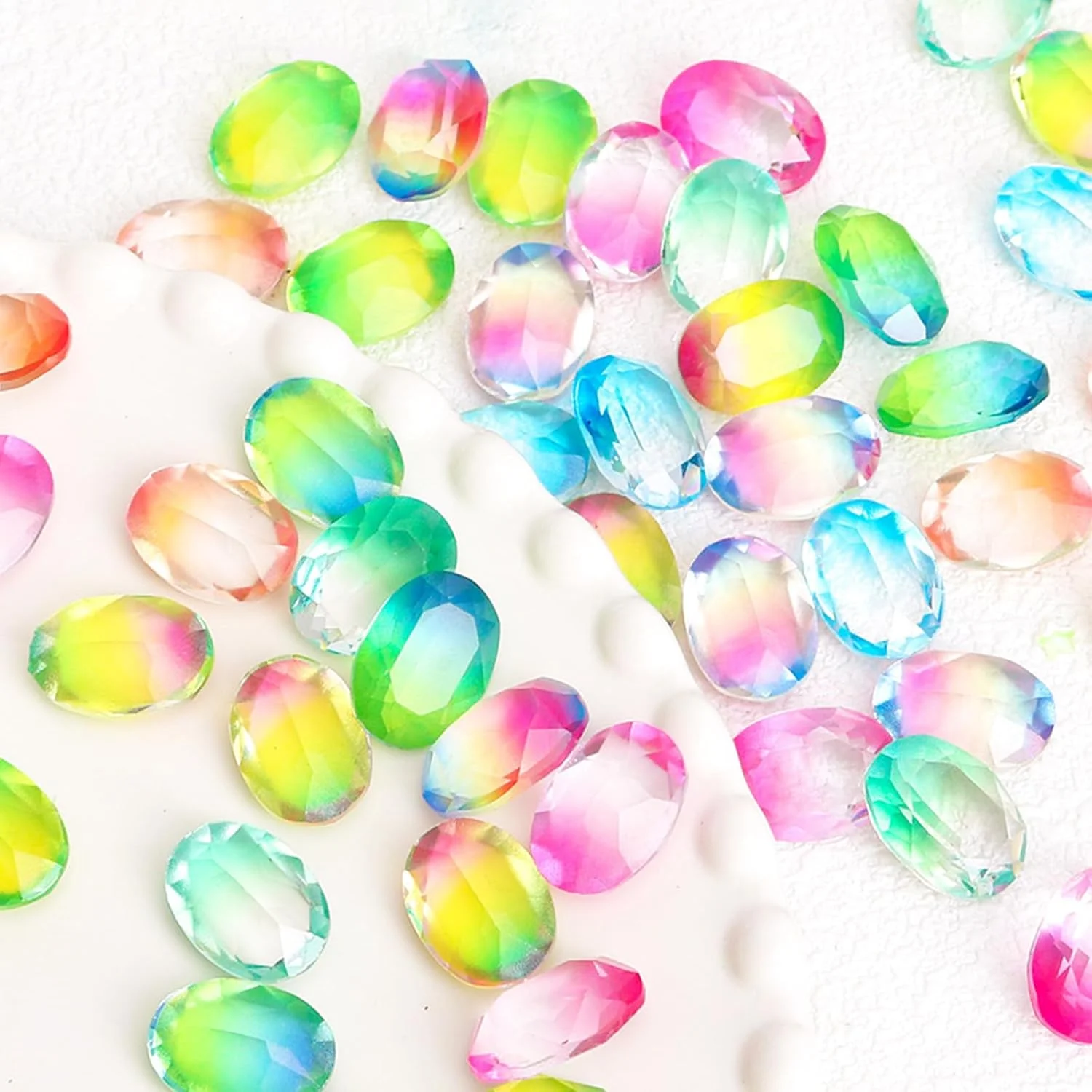 نگین ناخن رزینی طرح بیضی گرادیانی با ته نوک تیز الماسی، مناسب برای طراحی ناخن - لوازم جانبی شفاف یخی