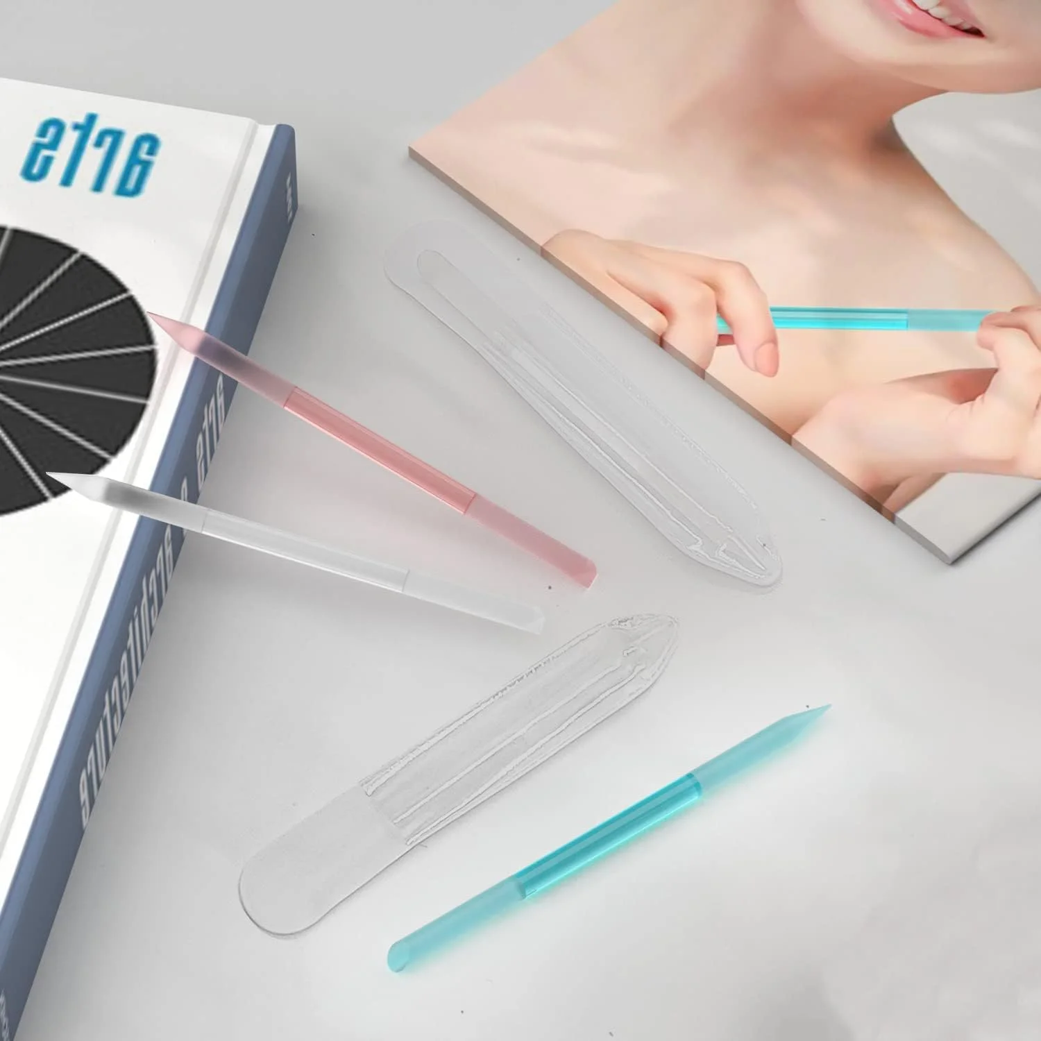 ست سوهان ناخن و عقب زننده کوتیکول شیشه ای 3 عددی CANIPHA - شیشه کریستالی دو طرفه با دانه بندی - چوب مراقبت از کوتیکول برای زنان سالن های ناخن منازل (صورتی، آبی، شفاف)