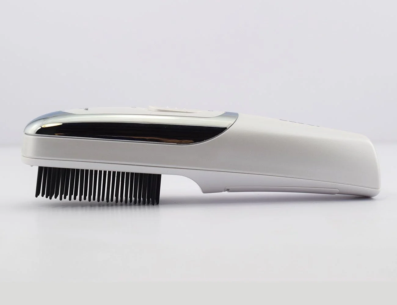 شانه ماساژور برقی ویبره دار چند منظوره مو، برس ماساژور سر، کمک به تسکین درد و استرس Elitzia ETKD3804 شانه ماساژور برقی ویبره دار چند منظوره مو، برس ماساژور سر، کمک به تسکین درد و استرس Elitzia ETKD3804