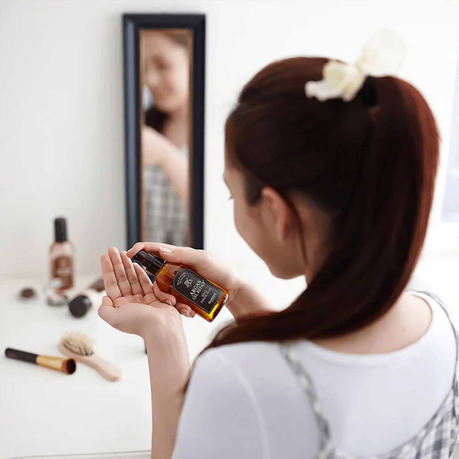 اسکین فود از سال 1957 روغن آرگان ابریشم پلاس 100 میلی لیتر - اسانس موی آرگان مغذی و مرطوب کننده، درخشان کننده و احیا کننده مو برای موهای خشک و آسیب دیده اسکین فود از سال 1957 روغن آرگان ابریشم پلاس 100 میلی لیتر - اسانس موی آرگان مغذی و مرطوب کننده، درخشان کننده و احیا کننده مو برای موهای خشک و آسیب دیده