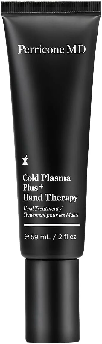 کرم دست پلاسما سرد دکتر Perricone MD: تقویت کننده، نرم کننده و احیا کننده پوست دست، کاهش ظاهر لکه های تیره، رگ ها و تغییر رنگ پوست. این کرم ابریشمی به سرعت جذب می شود و به طور محسوسی پوست را سفت، محکم و روشن می کند، در حالی که ظاهر خطوط ریز و چین و چروک را صاف می کند و خاصیت ارتجاعی پوست را با گذشت زمان بهبود می بخشد.
