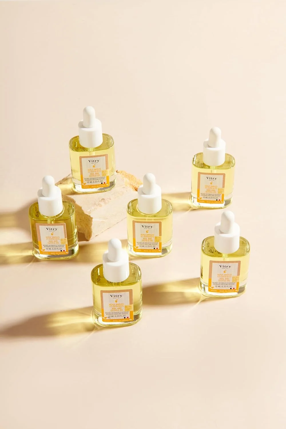 روغن ناخن و کوتیکول 10 میلی لیتر روغن ناخن و کوتیکول 10 میلی لیتر