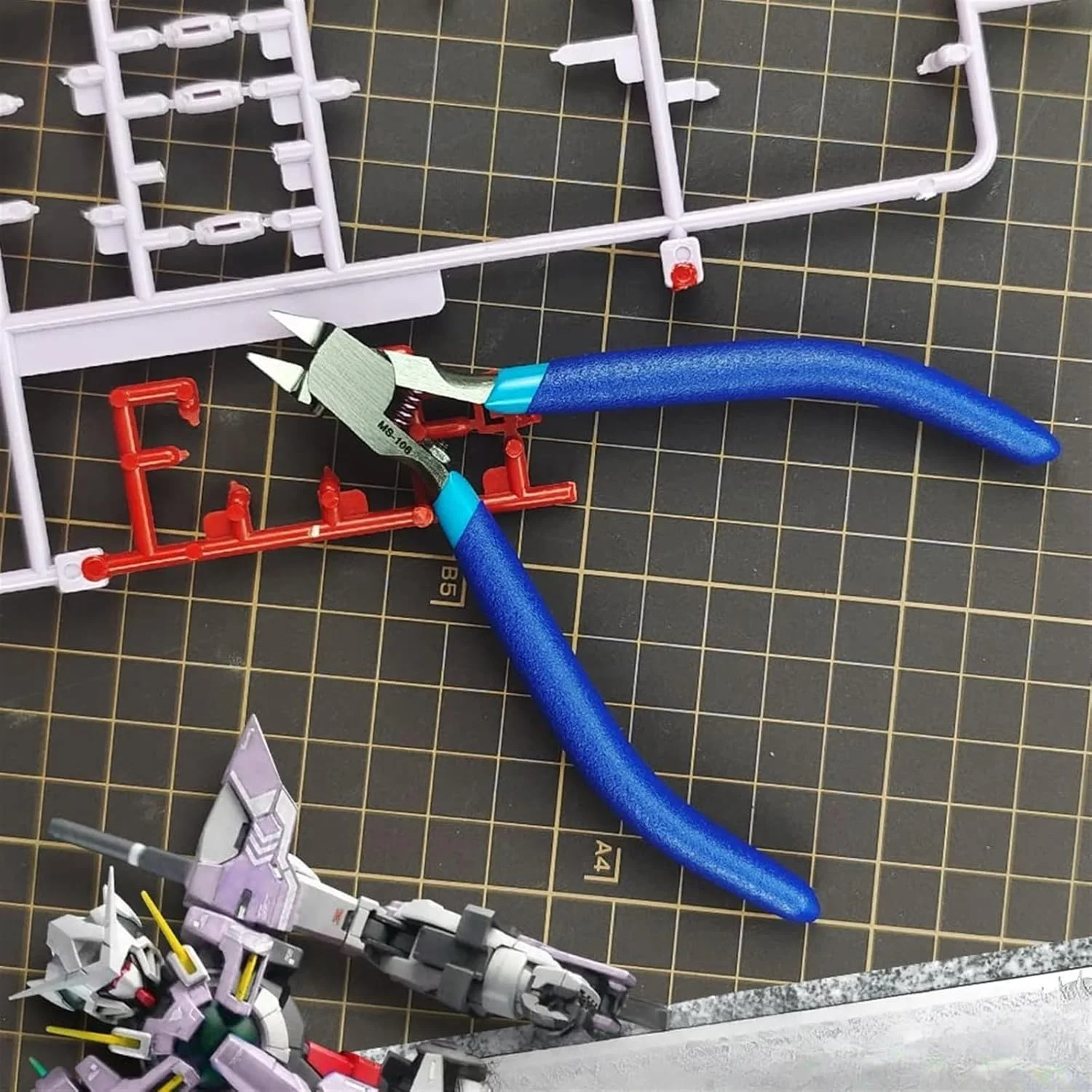 قیچی مدل سازی THE WHITE SHOP مدل Nipper 5 اینچی، سیم چین برای تعمیر مدل پلاستیکی گاندام و ثابت کردن، سیم چین کوچک حرفه ای با فنر برای گل های مصنوعی، ساخت مدل DIY مدل MS-106 قیچی مدل سازی THE WHITE SHOP مدل Nipper 5 اینچی، سیم چین برای تعمیر مدل پلاستیکی گاندام و ثابت کردن، سیم چین کوچک حرفه ای با فنر برای گل های مصنوعی، ساخت مدل DIY مدل MS-106