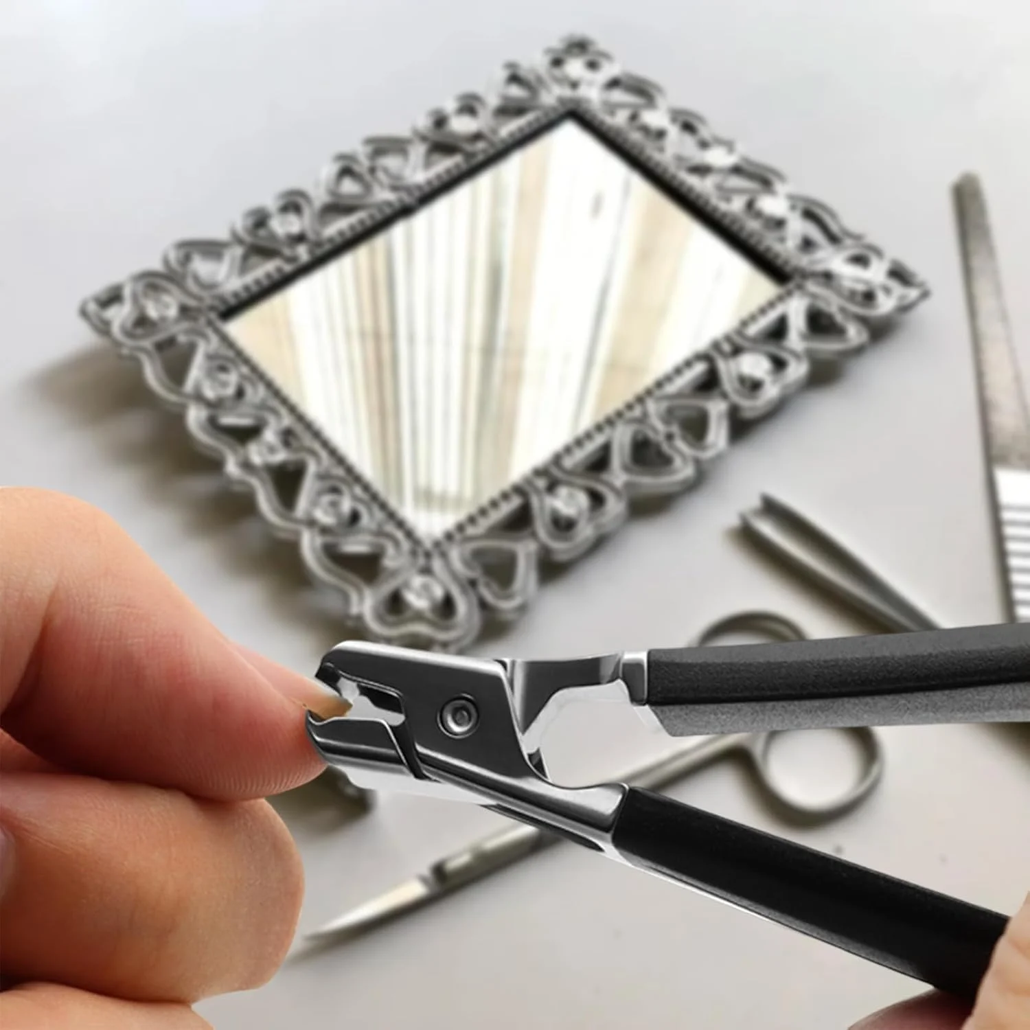 ناخن گیر برای ناخن های ضخیم، ناخن گیر با محفظه جمع آوری، برای ناخن های ضخیم دست و پا آقایان و بانوان (مشکی)