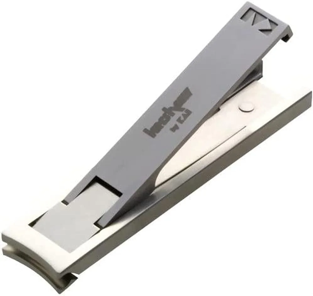 ناخن گیر برگ مانند کای کرشاو (همراه با کیف چرمی) PQ1002 ناخن گیر برگ مانند کای کرشاو (همراه با کیف چرمی) PQ1002