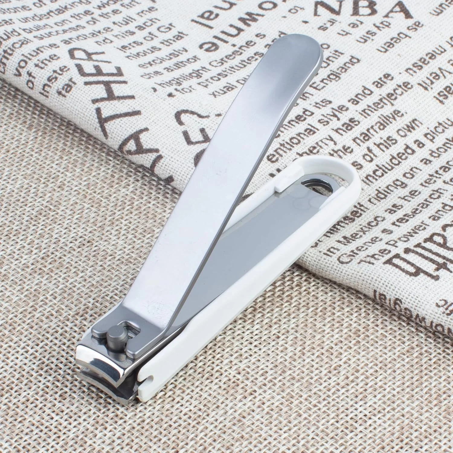 ناخن گیر برای آقایان و بانوان، ناخن گیر خمیده استیل ضد زنگ با محفظه، ناخن گیر پا، قیچی و مرتب کننده ناخن