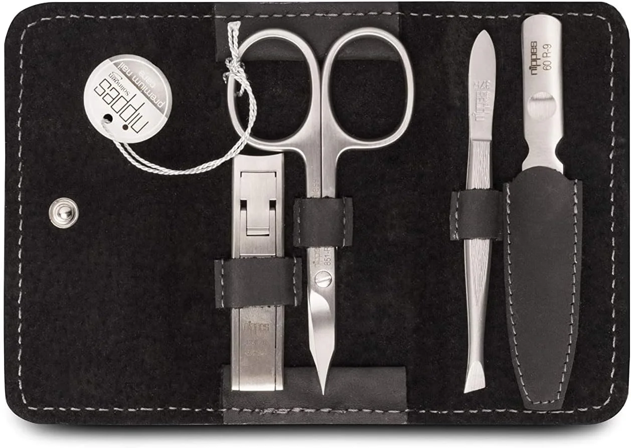 ست مانیکور 4 تکه نیپز سولینگن مدل Tabard، مشکی، استیل ضد زنگ، ضد زنگ زدگی، کیف ناخن چرم گاوی، ست مراقبت از ناخن، ساخت آلمان