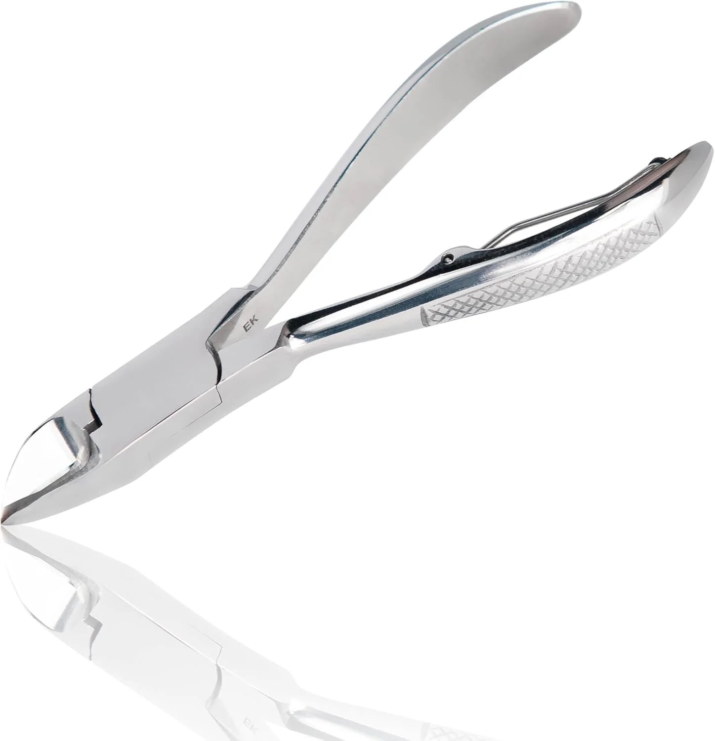 ناخن گیر حرفه ای بسیار تیز تیتانیا (10.5 سانتی متر) • قیچی ناخن قوی برای مانیکور و پدیکور • ناخن گیر استیل ضد زنگ برای ناخن های ضخیم • مخصوصا برای ناخن های پا