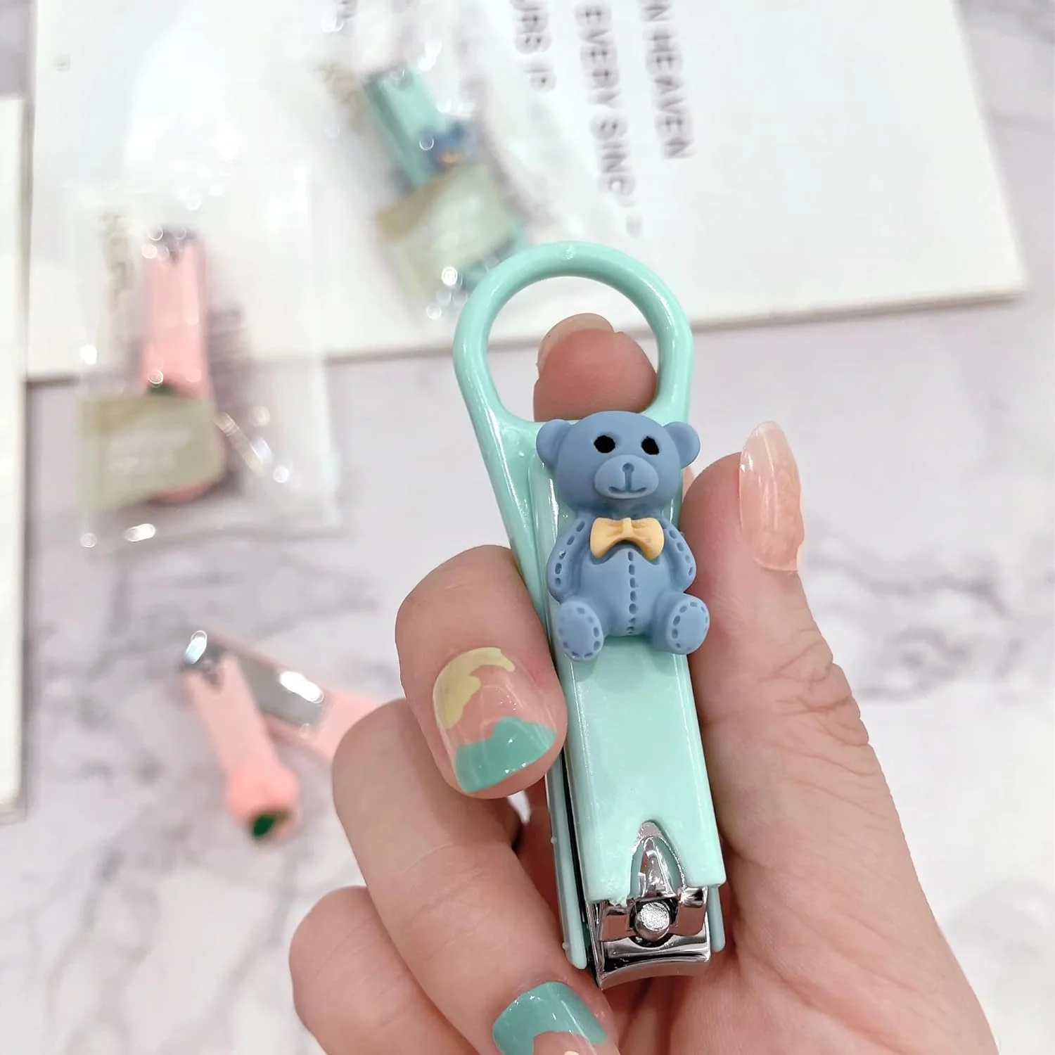 ناخن گیر کارتونی بامزه کودکانه برای بانوان و کودکان - استیل ضد زنگ، ضد پاشش، ناخن گیر قابل حمل با طرح خرس دوست داشتنی، مناسب برای خانه، مسافرت و استفاده روزمره