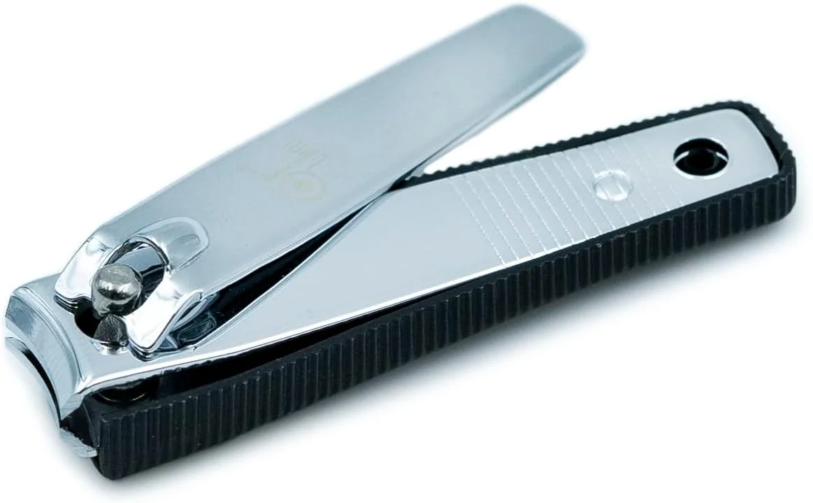 ناخن گیر Or Bleu با محفظه پلاستیکی ناخن گیر Or Bleu با محفظه پلاستیکی