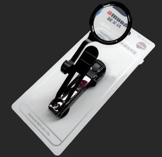 ناخن گیر ذره بینی برای سالمندان - ناخن گیر بزرگ با دسته آسان گیر و ذره بین، تیغه های تیز فولادی ضد زنگ، طراحی ایمن برای سالمندان و بزرگسالان ابزار پیرایش ناخن (ذره بینی) ناخن گیر ذره بینی برای سالمندان - ناخن گیر بزرگ با دسته آسان گیر و ذره بین، تیغه های تیز فولادی ضد زنگ، طراحی ایمن برای سالمندان و بزرگسالان ابزار پیرایش ناخن (ذره بینی)