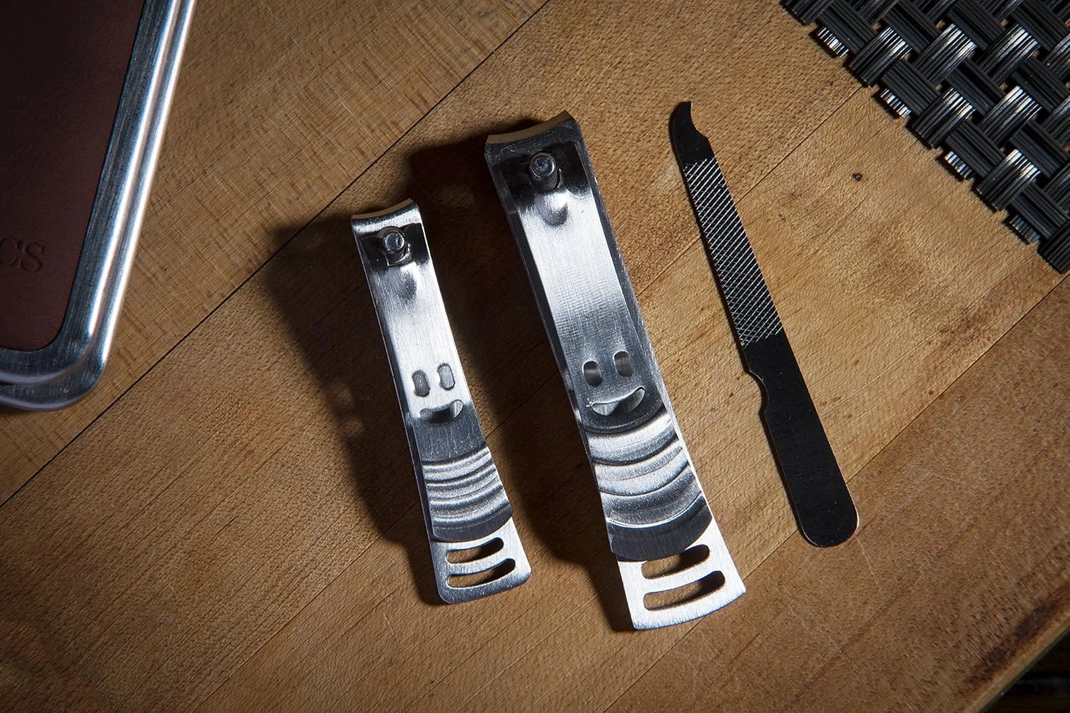 ست مانیکور ناخن مردانه ManBasics - ناخن گیر مردانه - ست ناخن گیر مردانه استیل ضد زنگ - هدیه کریسمس برای مردان ست مانیکور ناخن مردانه ManBasics - ناخن گیر مردانه - ست ناخن گیر مردانه استیل ضد زنگ - هدیه کریسمس برای مردان