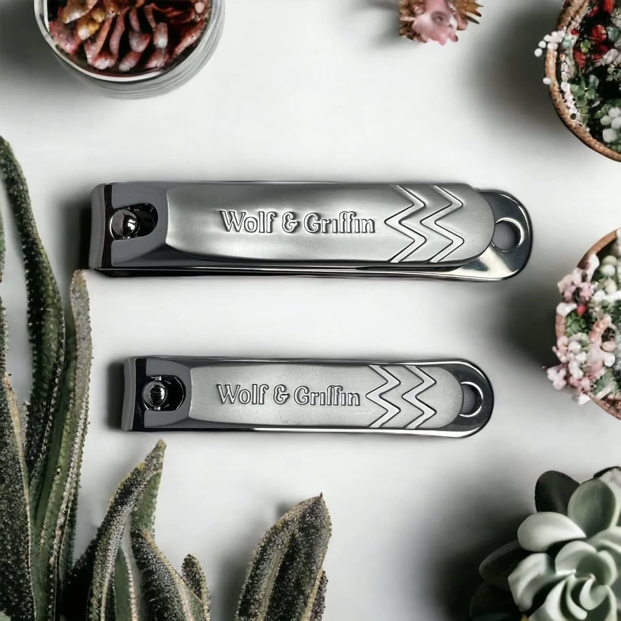 ست دو عددی ناخن گیر بسیار دقیق وُلف اند گریفین | فولاد ضد زنگ | کیت حرفه ای برای ناخن های دست و پا | برای آقایان و بانوان ست دو عددی ناخن گیر بسیار دقیق وُلف اند گریفین | فولاد ضد زنگ | کیت حرفه ای برای ناخن های دست و پا | برای آقایان و بانوان