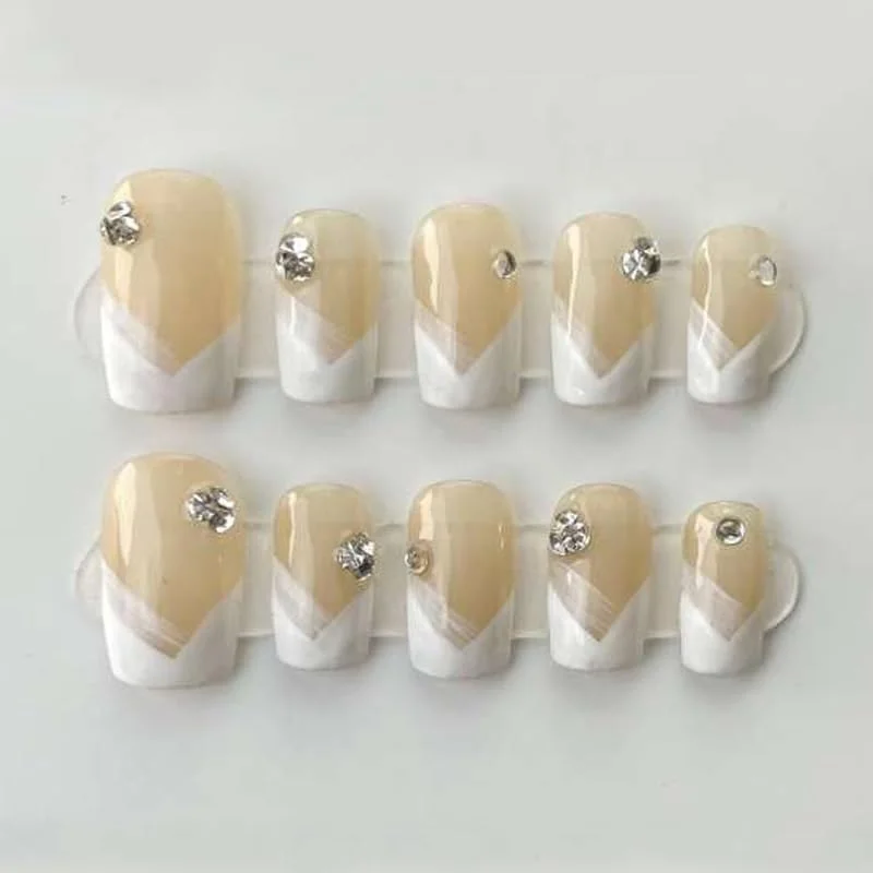 ناخن مصنوعی دست ساز MouyouGlow کوتاه، بیضی-مربع، رنگ طبیعی، نوک فرانسوی سفید V شکل، نگین دار، قابل استفاده مجدد، ناخن های مصنوعی دست ساز، 10 عدد (#46-L)
