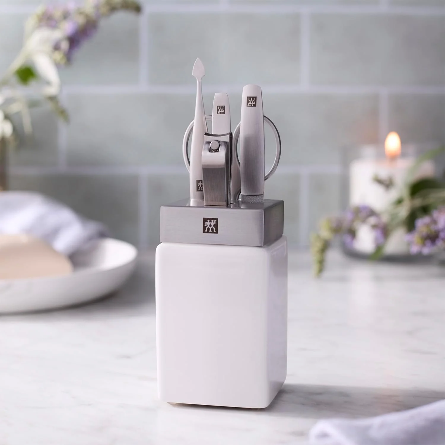 ست لوازم بهداشتی سرامیکی سفید 6 تکه ممتاز ZWILLING Beauty ست لوازم بهداشتی سرامیکی سفید 6 تکه ممتاز ZWILLING Beauty