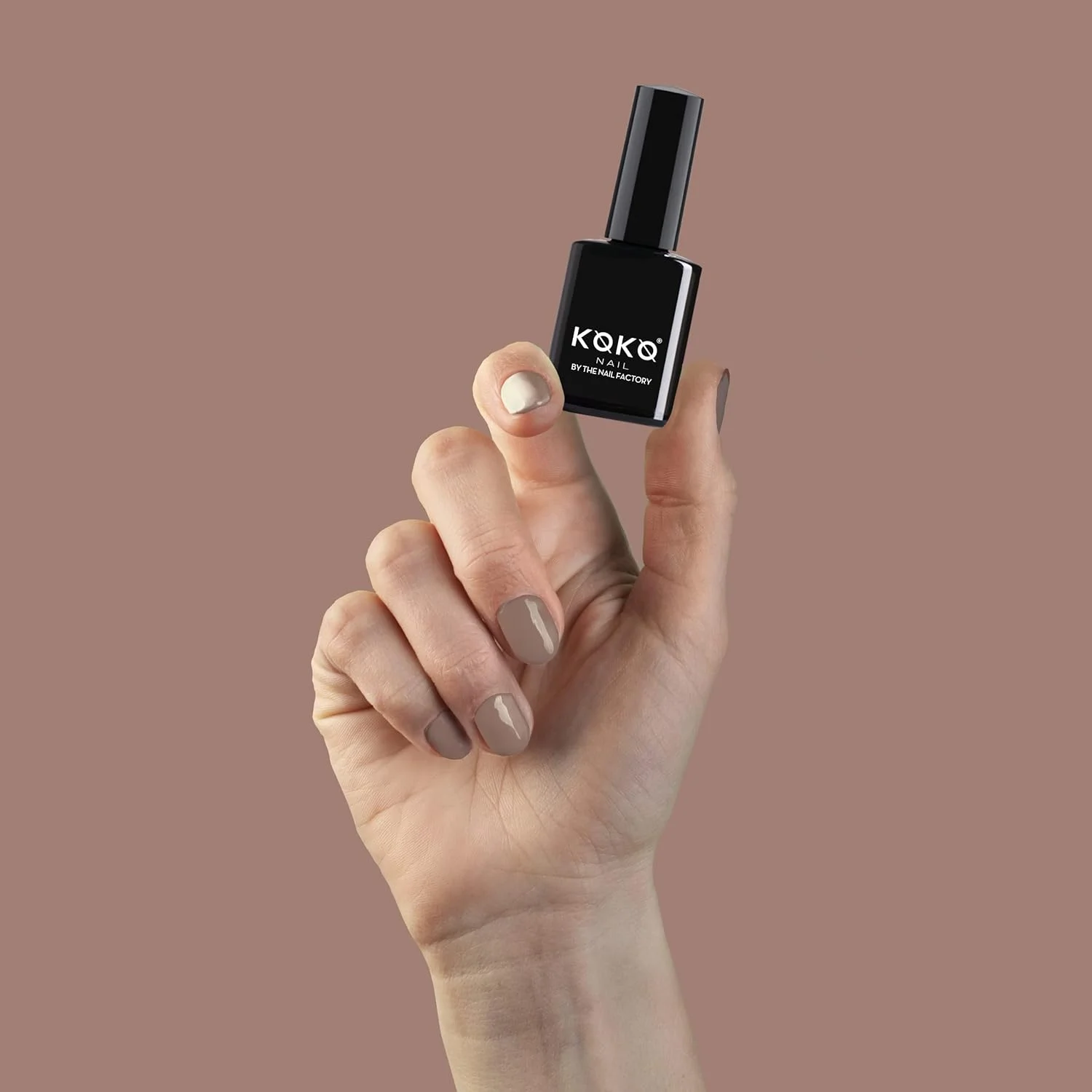 لاک ژل یک مرحله ای کوکو نیل | لاک ژل آی لاو ام ای N25، حجم 15 میلی لیتر، مناسب استفاده در دستگاه UV/LED، مناسب برای مانیکور و پدیکور حرفه ای، سالن و استفاده خانگی - ماندگاری طولانی و استفاده آسان