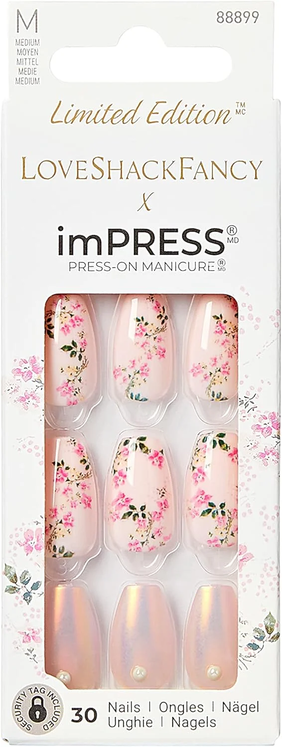 کاشت ناخن فوری imPRESS KISS LoveShackFancy نسخه محدود، مدل "Rosie Peach Sky"، ناخن مصنوعی صورتی هلویی متوسط، شامل پد آماده سازی، سوهان ناخن کوچک، چوبچه کوتیکول و 30 عدد ناخن مصنوعی