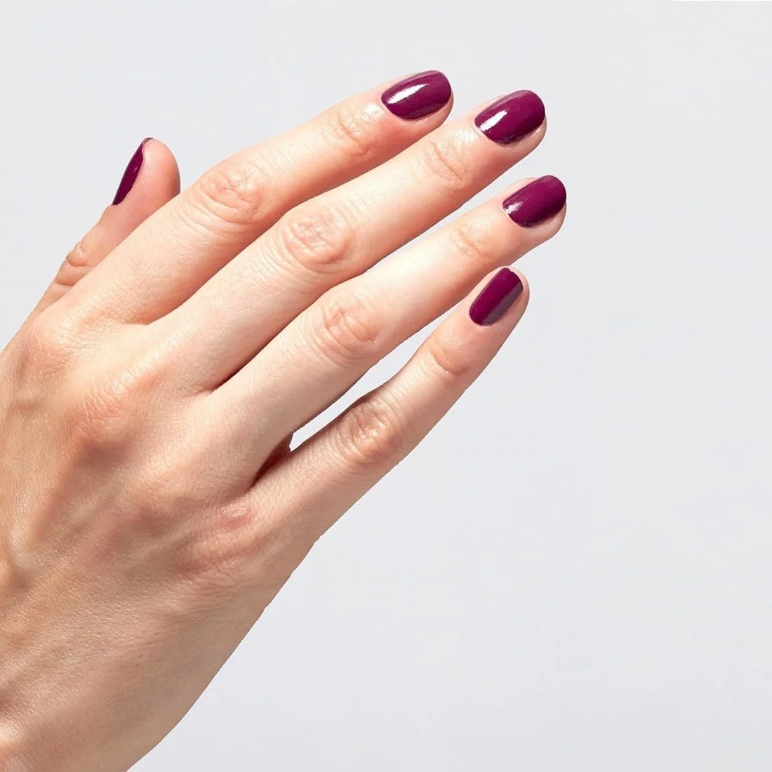 لاک ناخن اُ پی آی، کالکشن Jewel Be Bold، رنگ Feelin’ Berry Glam، ۱۵ میلی لیتر