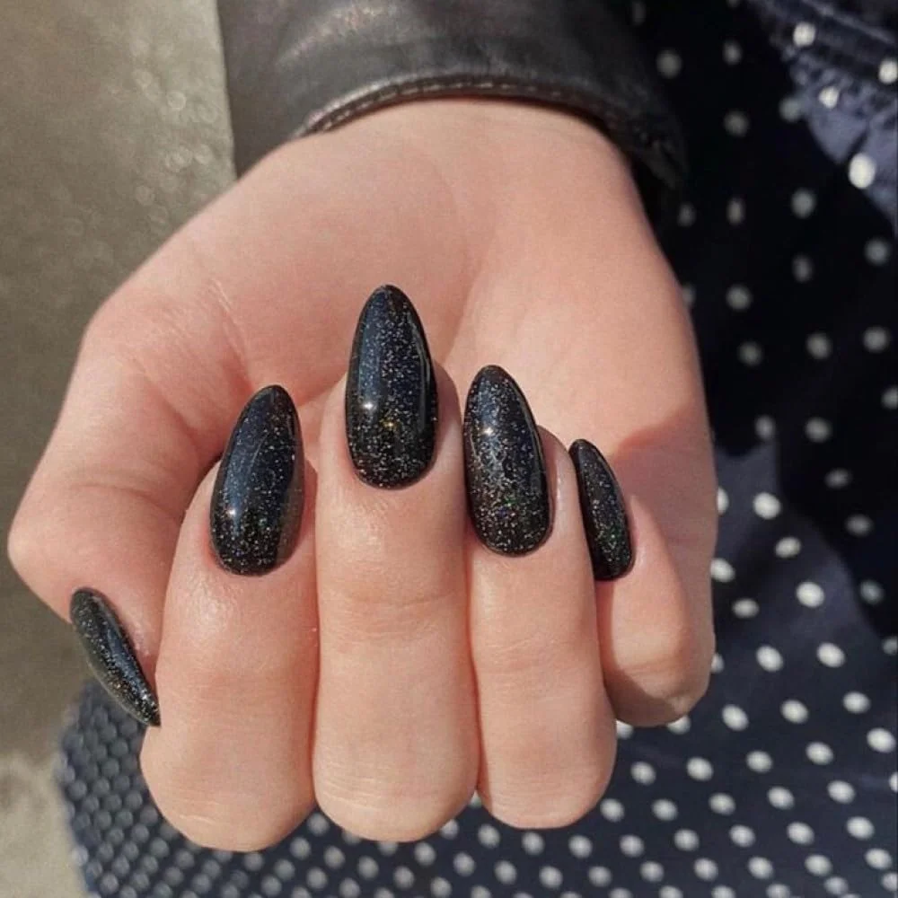 ناخن مصنوعی بادامی مشکی اکلیلی Modelones، 32 عددی، ناخن های مصنوعی بادامی کوتاه اکلیلی، کیت ناخن قابل استفاده مجدد با چسب ناخن، سوهان ناخن کوچک، ناخن های پرسی در 16 سایز