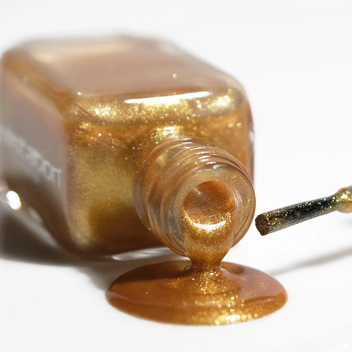 لاک ناخن متال طلایی مات Nailstation® | لاک ناخن براق | Vernis à ongles