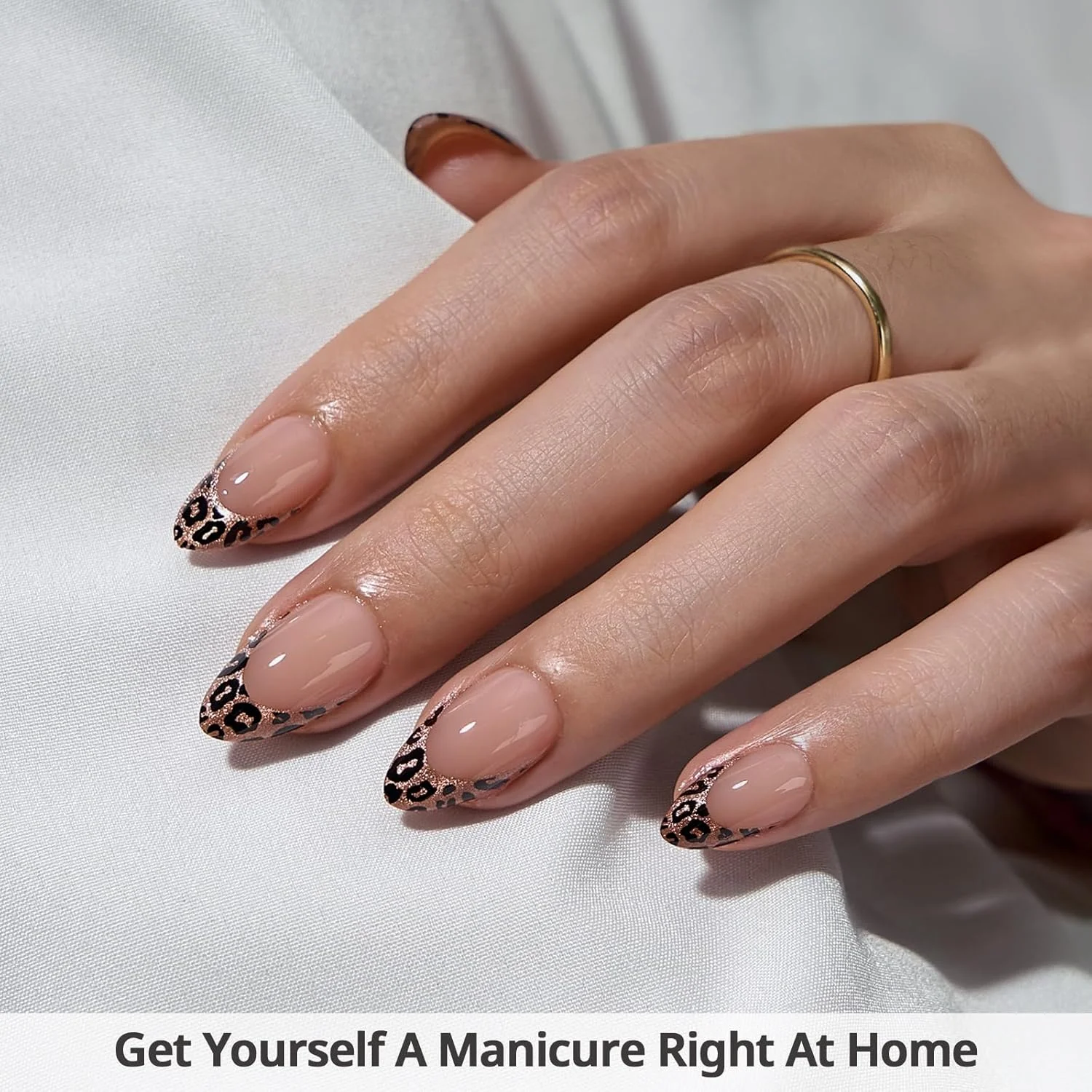 ناخن مصنوعی کوتاه BTArtbox - ناخن های مصنوعی بادامی طرح فرنچ با چسب ژلی نرم در 16 سایز