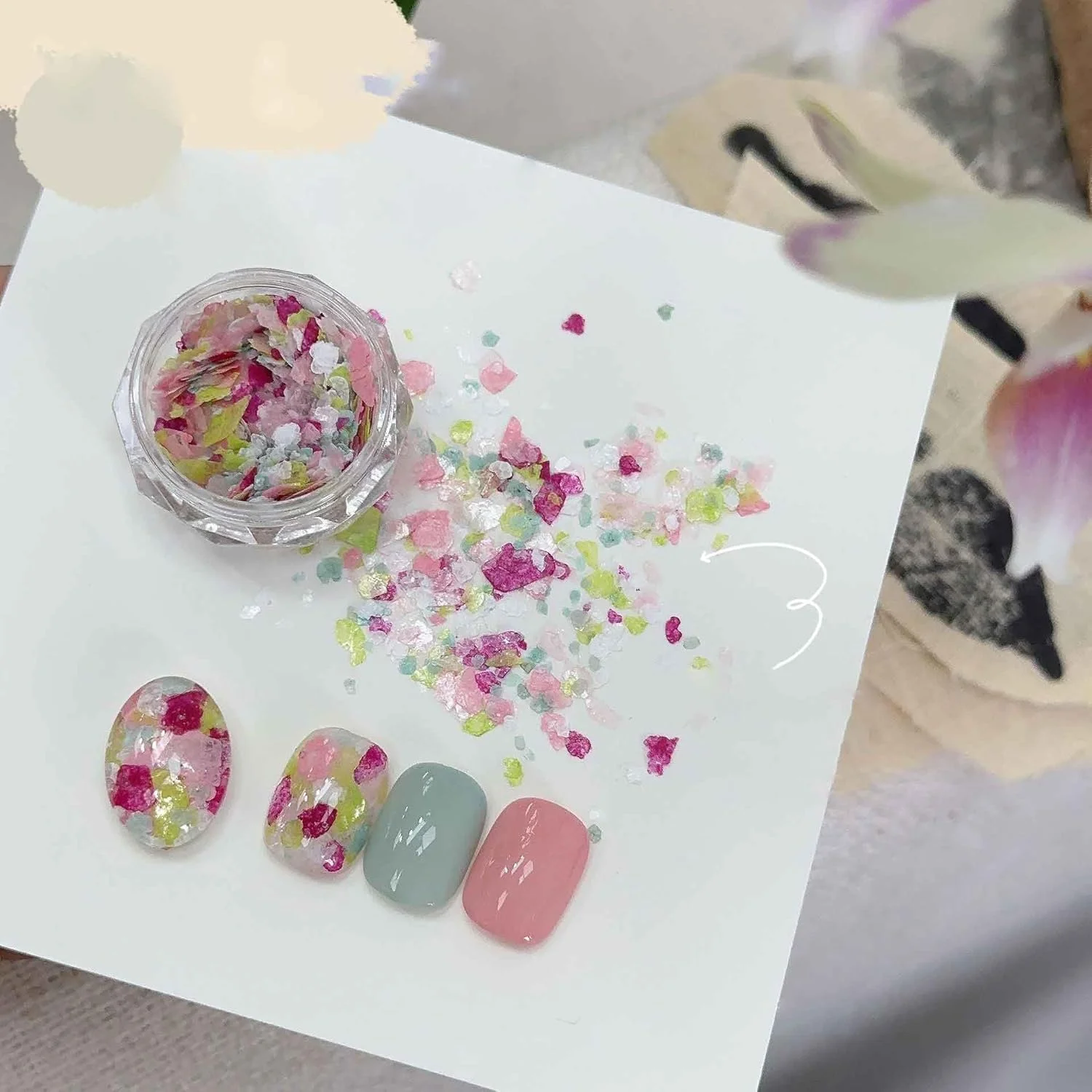 سری اکلیل پولکی ADHERE - پودر اکلیل درشت چند منظوره، 1 عدد پولک براق با گرید آرایشی، برای سالن ناخن، هنر رزین، اپوکسی UV، ساخت اسلایم DIY 1 گرم (میان شکوفه ها) سری اکلیل پولکی ADHERE - پودر اکلیل درشت چند منظوره، 1 عدد پولک براق با گرید آرایشی، برای سالن ناخن، هنر رزین، اپوکسی UV، ساخت اسلایم DIY 1 گرم (میان شکوفه ها)