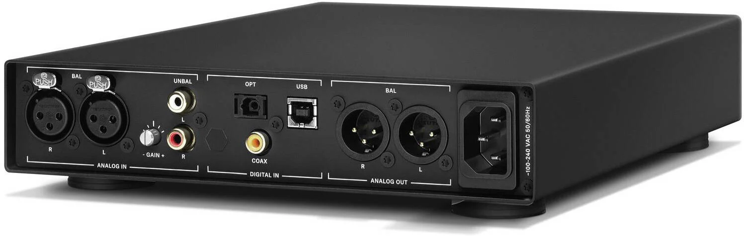 آمپلی‌فایر هدفون دیجیتال زنهیزر HDV 820، خلوص صوتی، پشتیبانی از DSD، مبدل دیجیتال به آنالوگ ESS 9028PRO SABRE، سوکت جک 6.35 میلی‌متری، Pentaconn 4.4 میلی‌متری، رابط‌های XLR-4، مشکی | 507443