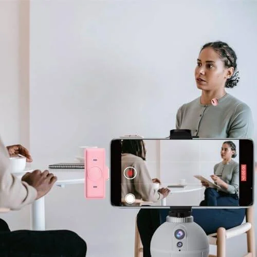 میکروفون بی سیم سبک Green Lion GLM، انتقال دیجیتال، برد کاری تا 100 متر، نظارت بلادرنگ، دریافت 360 درجه، 2x میکروفون 1x گیرنده، حذف نویز محیطی - صورتی میکروفون بی سیم سبک Green Lion GLM، انتقال دیجیتال، برد کاری تا 100 متر، نظارت بلادرنگ، دریافت 360 درجه، 2x میکروفون 1x گیرنده، حذف نویز محیطی - صورتی