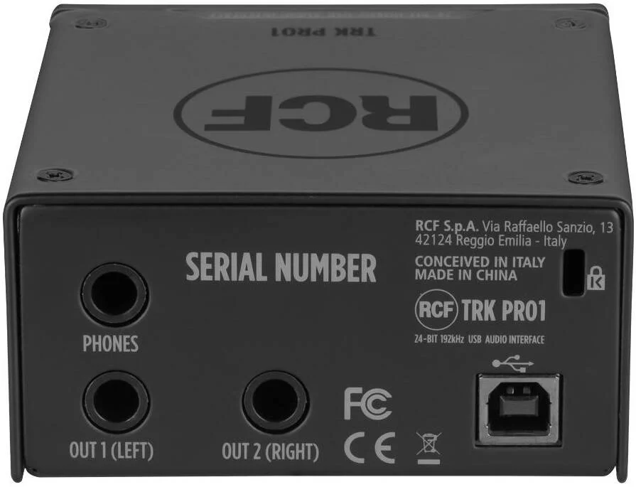 اینترفیس صوتی USB مدل RCF TRK PRO1، ۲۴ بیت/۱۹۲ کیلوهرتز، ۱ ورودی/۲ خروجی، پری امپ میکروفون/ساز/لاین با کیفیت بالا، فانتوم پاور ۴۸ ولت، خروجی های بالانس، سازگار با RDNet Measures، سازگار با Mac/PC/Mobile، مشکی | TRK-PRO1