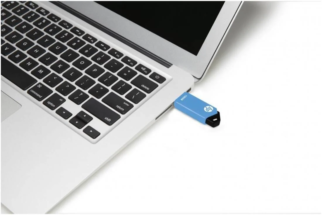 فلش مموری USB اچ پی V150W با ظرفیت 128 گیگابایت، USB Type-A 2.0، سرعت خواندن 14 مگابایت بر ثانیه، سرعت نوشتن 4 مگابایت بر ثانیه، طراحی کشویی، مناسب برای به اشتراک گذاری موسیقی، عکس، فایل و موارد دیگر، آبی | HPFD150W-128 فلش مموری USB اچ پی V150W با ظرفیت 128 گیگابایت، USB Type-A 2.0، سرعت خواندن 14 مگابایت بر ثانیه، سرعت نوشتن 4 مگابایت بر ثانیه، طراحی کشویی، مناسب برای به اشتراک گذاری موسیقی، عکس، فایل و موارد دیگر، آبی | HPFD150W-128