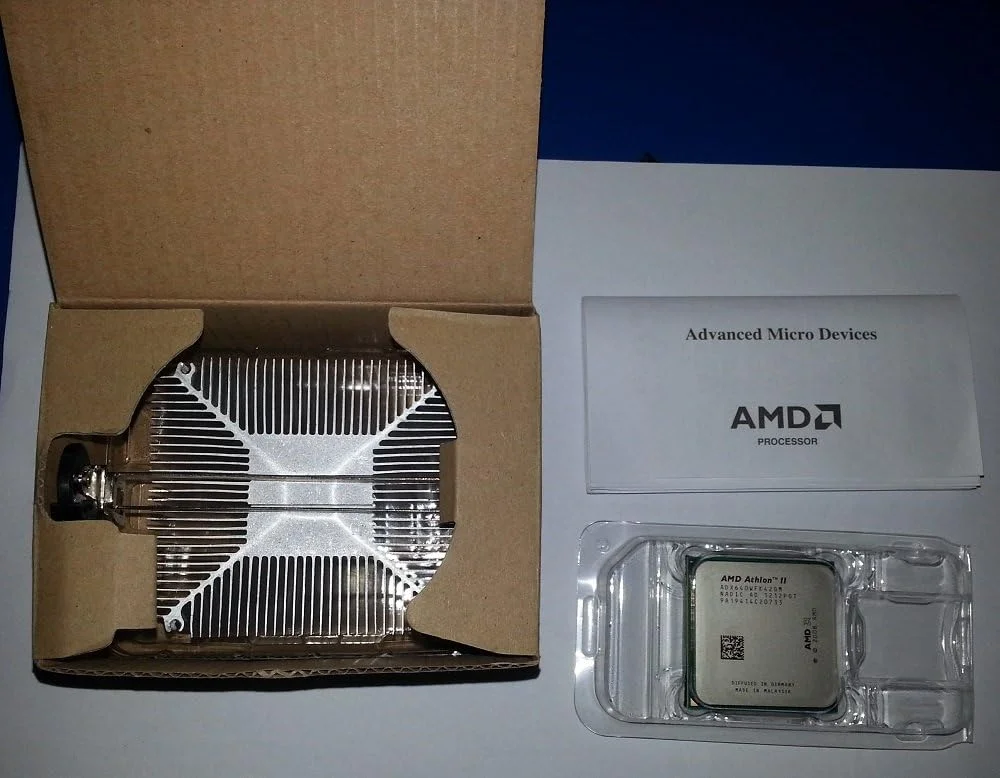 پردازنده چهارهسته‌ای AMD Athlon II X4 640 Propus 3.0 گیگاهرتز، 4x512 کیلوبایت حافظه کش L2، سوکت AM3، 95 وات - نسخه خرده فروشی ADX640WFGMBOX