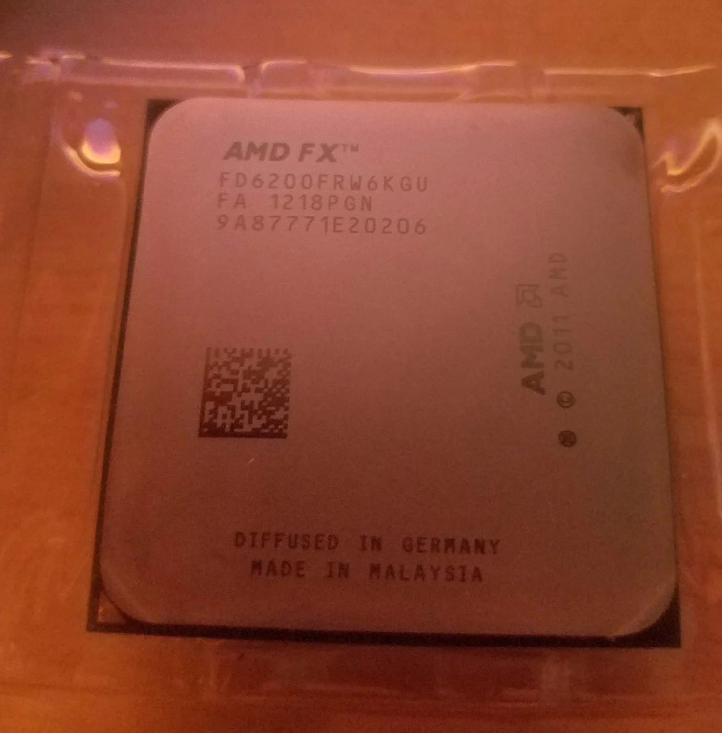 پردازنده ای ام دی مدل FD6200FRGUBOX FX-6200 3.8 با سوکت AM3 پردازنده ای ام دی مدل FD6200FRGUBOX FX-6200 3.8 با سوکت AM3