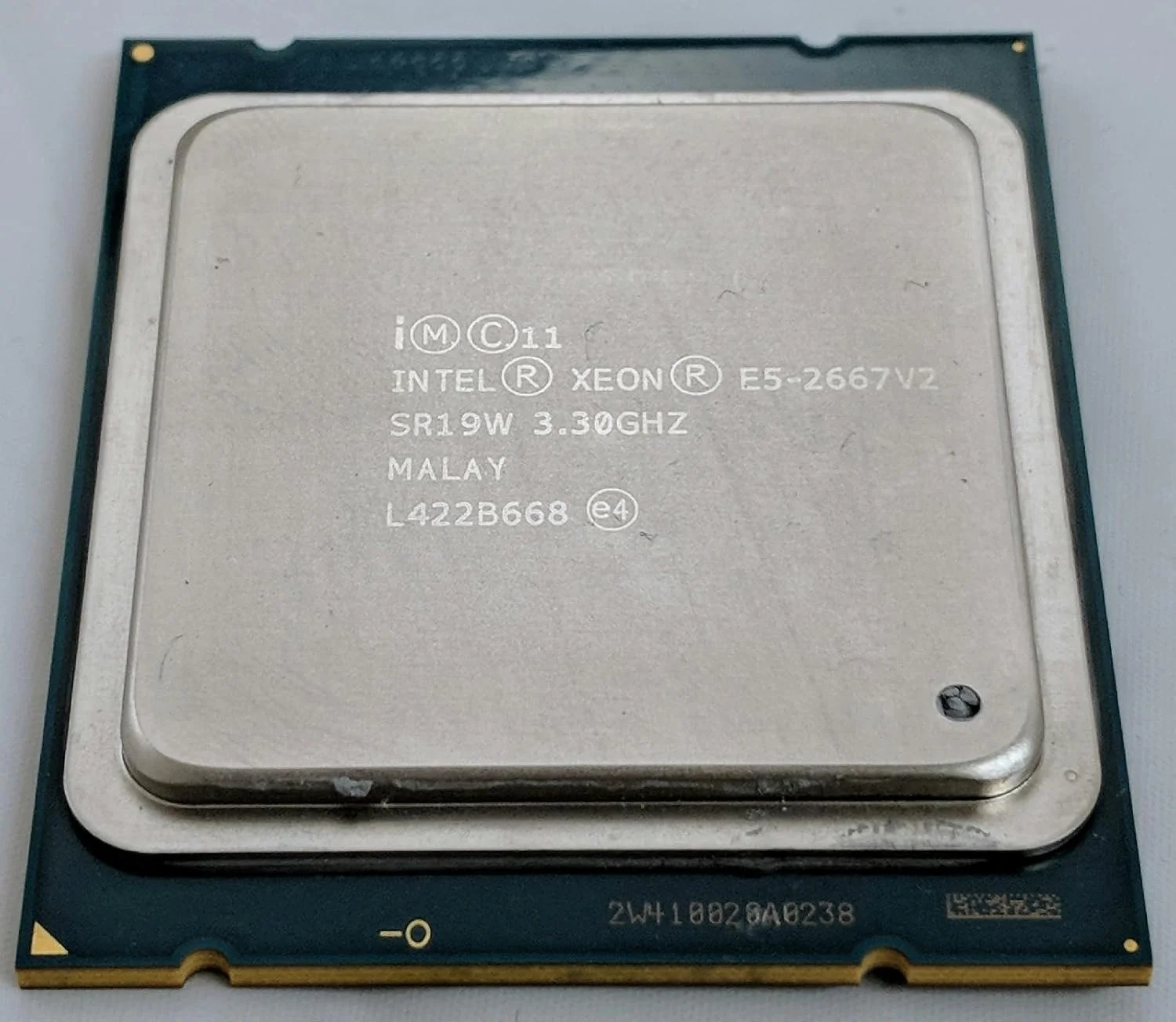 پردازنده اینتل زئون E5-2667V2 با فرکانس 3.3 گیگاهرتز، هشت هسته و 25 مگابایت حافظه کش - SR19W