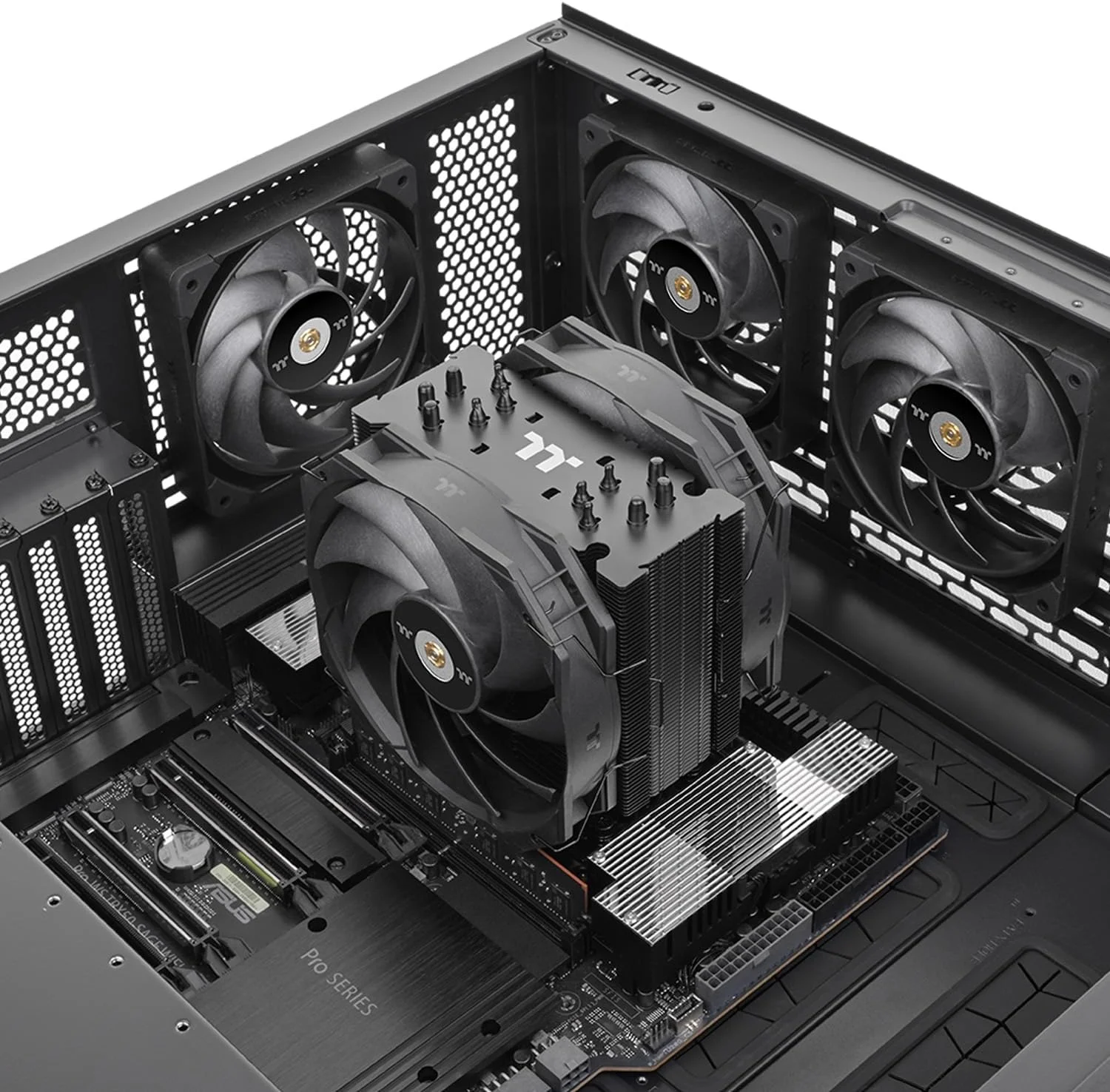 خنک کننده پردازنده Thermaltake WAIR؛ شش لوله حرارتی مسی Φ6mm؛ 2 عدد فن PWM 140mm؛ 500~1500 دور در دقیقه؛ تک برج؛ LGA 4677 و sTR5/SP6؛ 500W TDP؛ مشکی؛ CL-P140-CA14BL-A