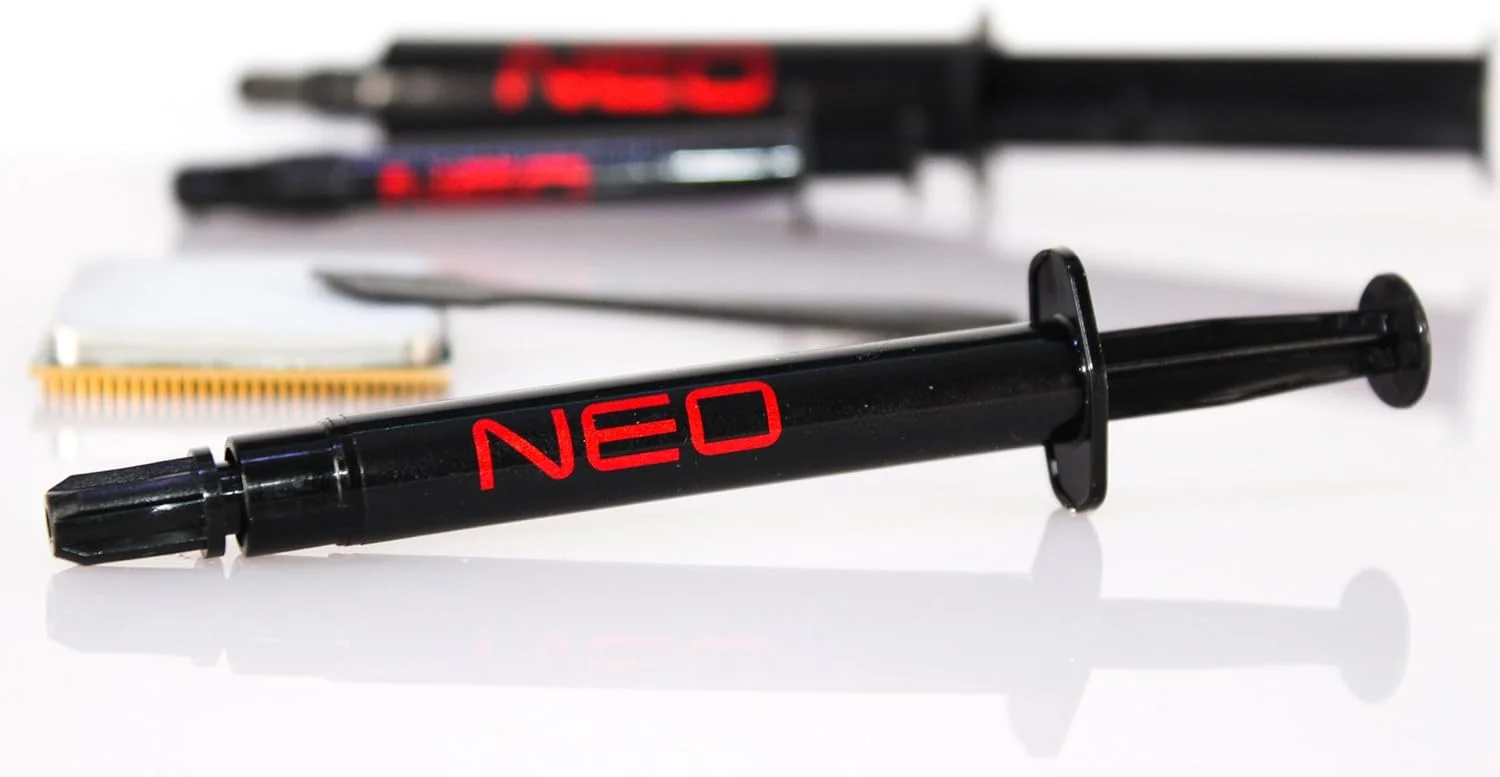 خمیر حرارتی NEO (50 گرم) برای کاربردهای پایه: مناسب برای تمام پردازنده‌ها (AMD و Intel)، پردازنده‌های گرافیکی Xbox PS4 PS5. شامل پارچه تمیز کننده و تفنگ خمیر