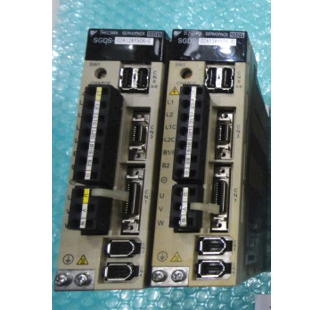 سرور جنریک SGDS-02A12AY506-E