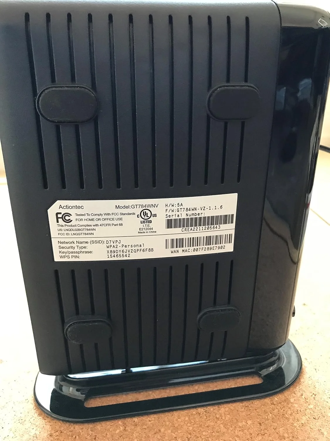 مودم و روتر بی‌سیم N پرسرعت اینترنت DSL اکشن‌تک ورایزون (GT784WNV)