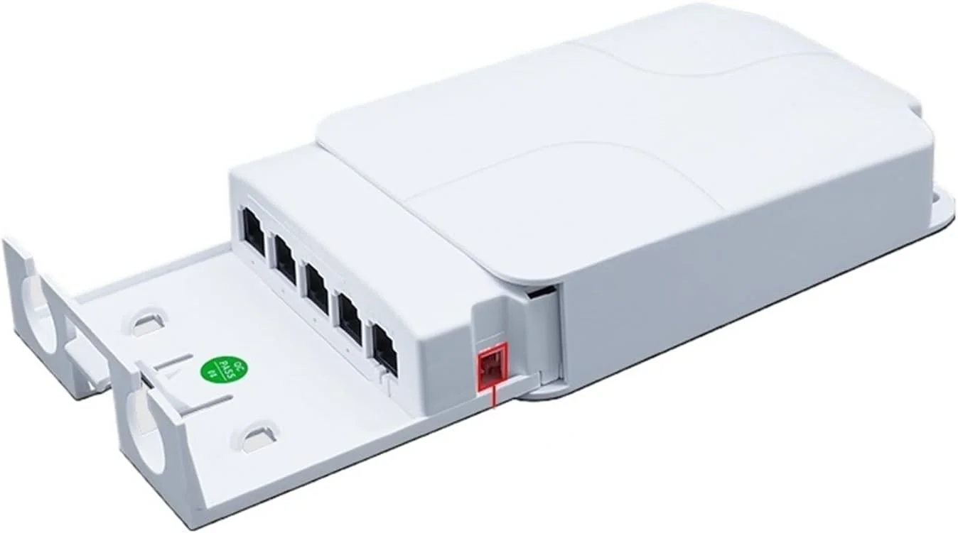 توسعه دهنده ضد آب P-O//E با 5 پورت، تکرار کننده 4 پورت شبکه 100/1000 مگابیت بر ثانیه IP55 ولتاژ 44-57 ولت